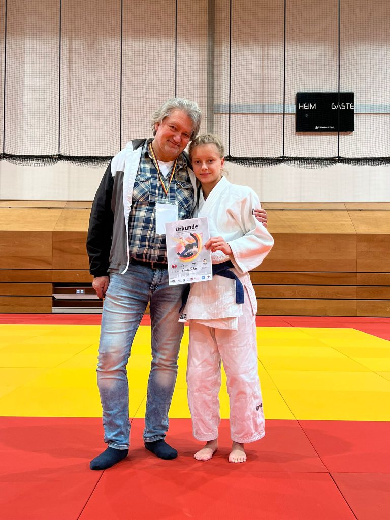Luber Laura erkämpft sich Platz 5 bei den Deutschen Meisterschaften